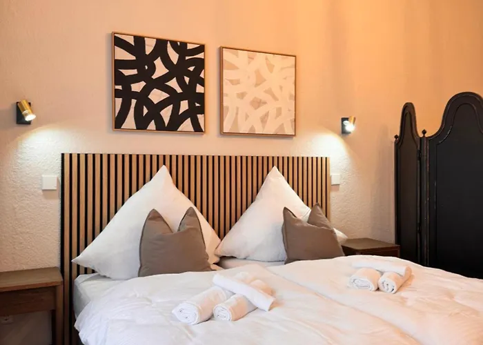 Geraeumiges 3 Raum-city-apartment -ost-2- アパート デュッセルドルフ