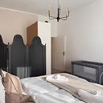 Apartament Geraeumiges 3 Raum-city-apartment -ost-2- Düsseldorf