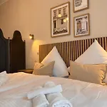 Geraeumiges 3 Raum-city-apartment -ost-2- Apartament Düsseldorf