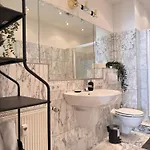 Geraeumiges 3 Raum-city-apartment -ost-2- Apartament *