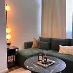 Apartament Geraeumiges 3 Raum-city-apartment -ost-2- Düsseldorf