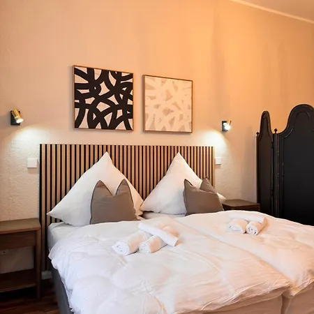 Geraeumiges 3 Raum-city-apartment -ost-2- Apartmán Düsseldorf