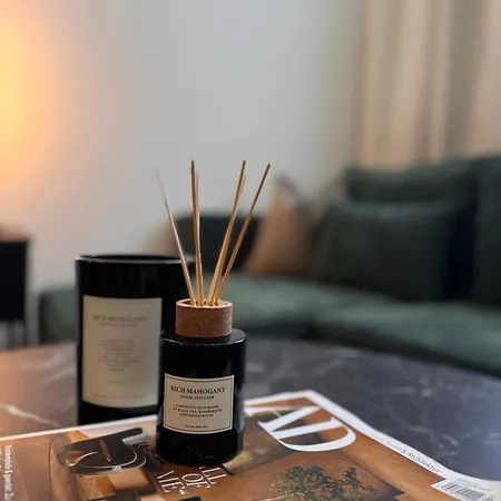 Geraeumiges 3 Raum-city-apartment -ost-2- Apartamento *