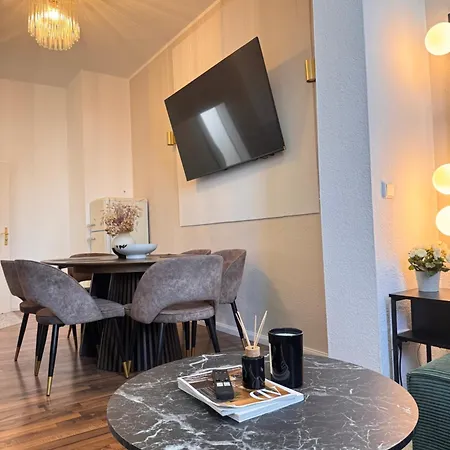 Geraeumiges 3 Raum-city-apartment -ost-2- Apartmán Düsseldorf