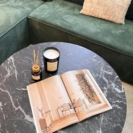 Geraeumiges 3 Raum-city-apartment -ost-2- Düsseldorf