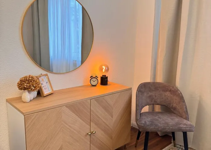 아파트 Geraeumiges 3 Raum-city-apartment -ost-2-