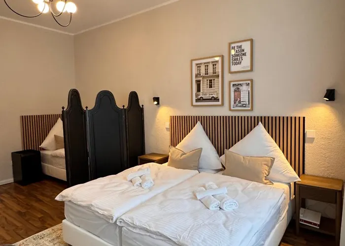 아파트 Geraeumiges 3 Raum-city-apartment -ost-2- *