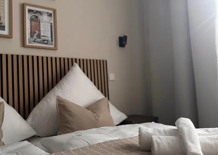 Geraeumiges 3 Raum-city-apartment -ost-2- * 뒤셀도르프