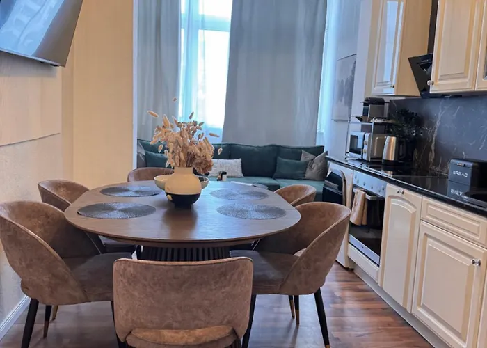 Geraeumiges 3 Raum-city-apartment -ost-2- *