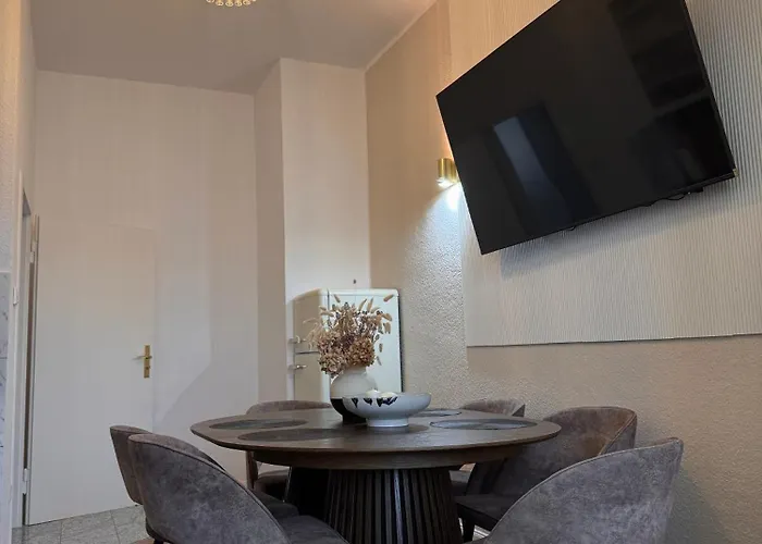 Geraeumiges 3 Raum-city-apartment -ost-2-