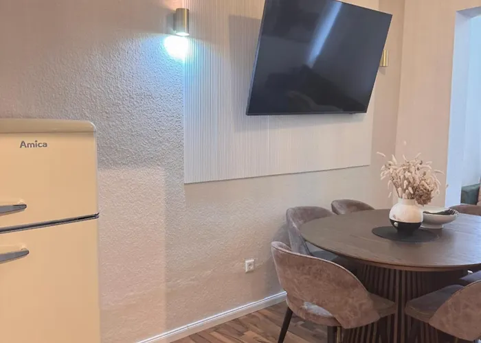 Appartement Geraeumiges 3 Raum-city-apartment -ost-2- Düsseldorf