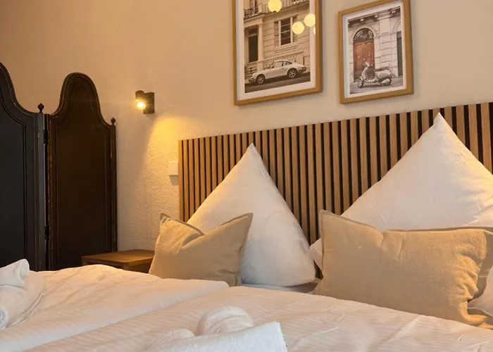 Geraeumiges 3 Raum-city-apartment -ost-2- דירה דיסלדורף